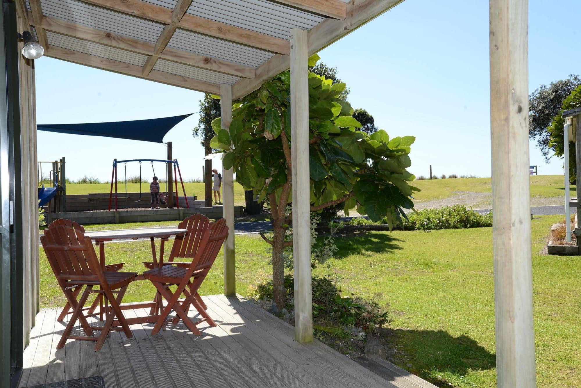 Camp Waipu Cove Hotel Exterior foto