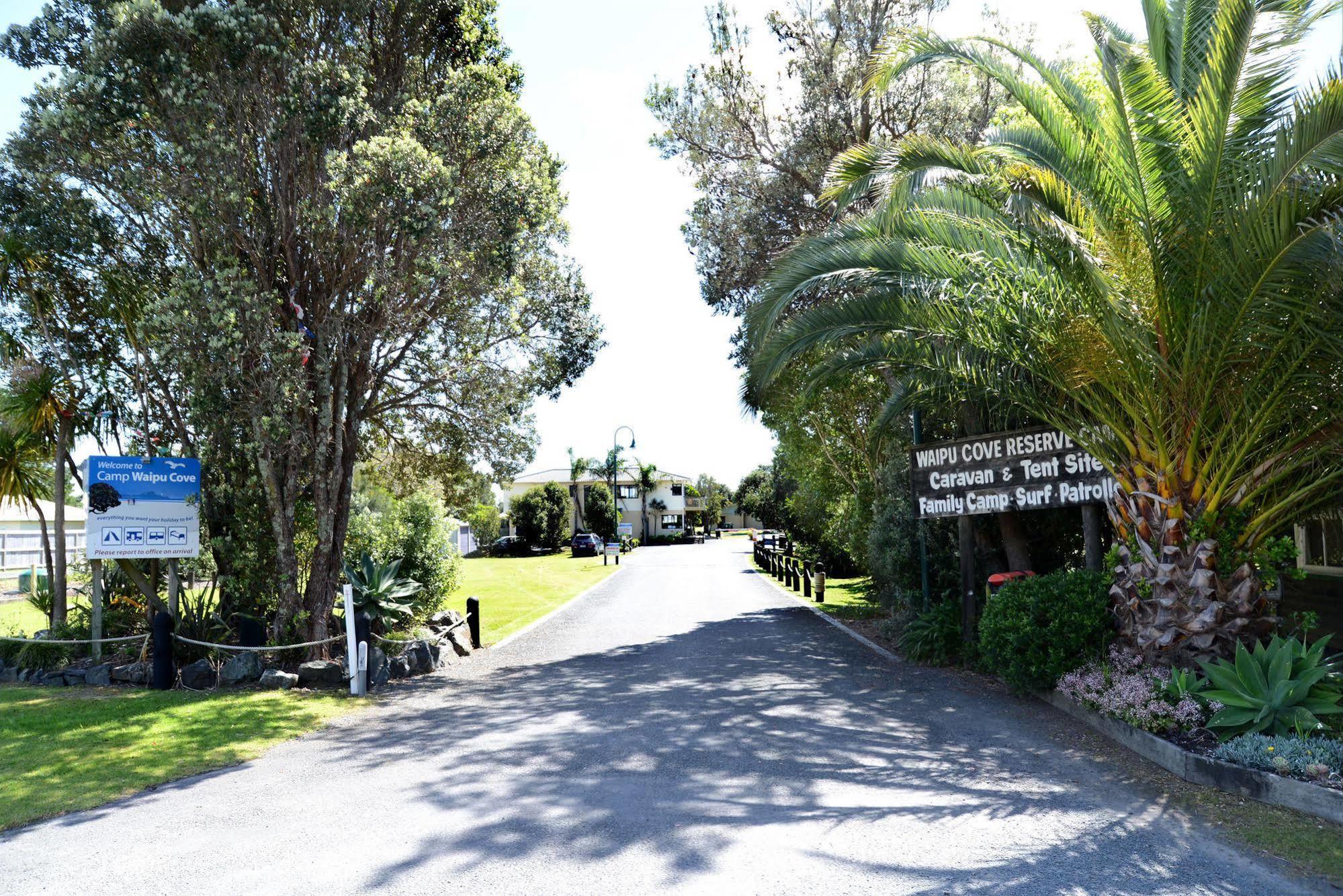 Camp Waipu Cove Hotel Exterior foto